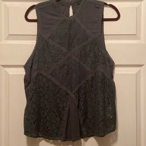 Lace sleeveless top